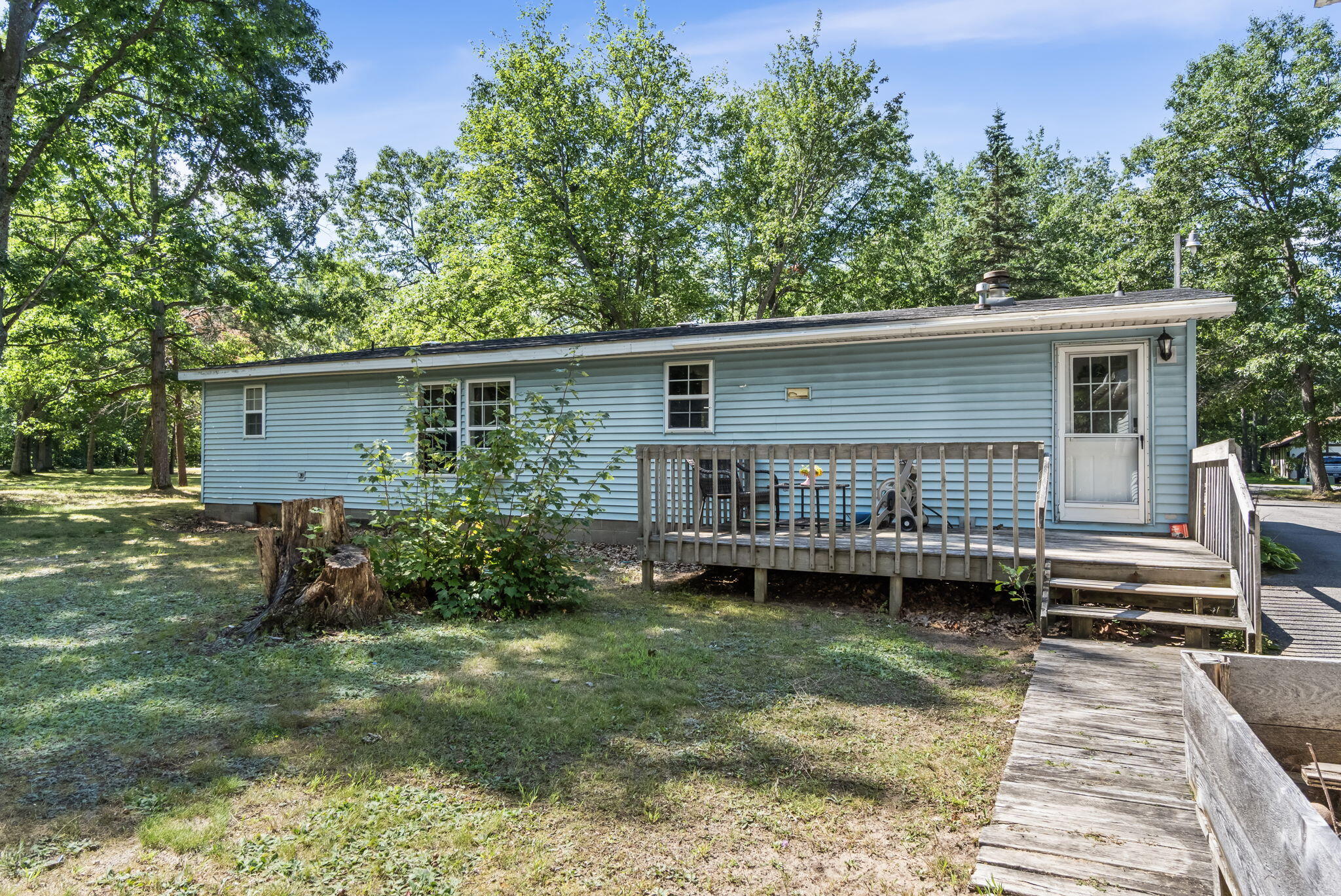 4735 Forest Trail
