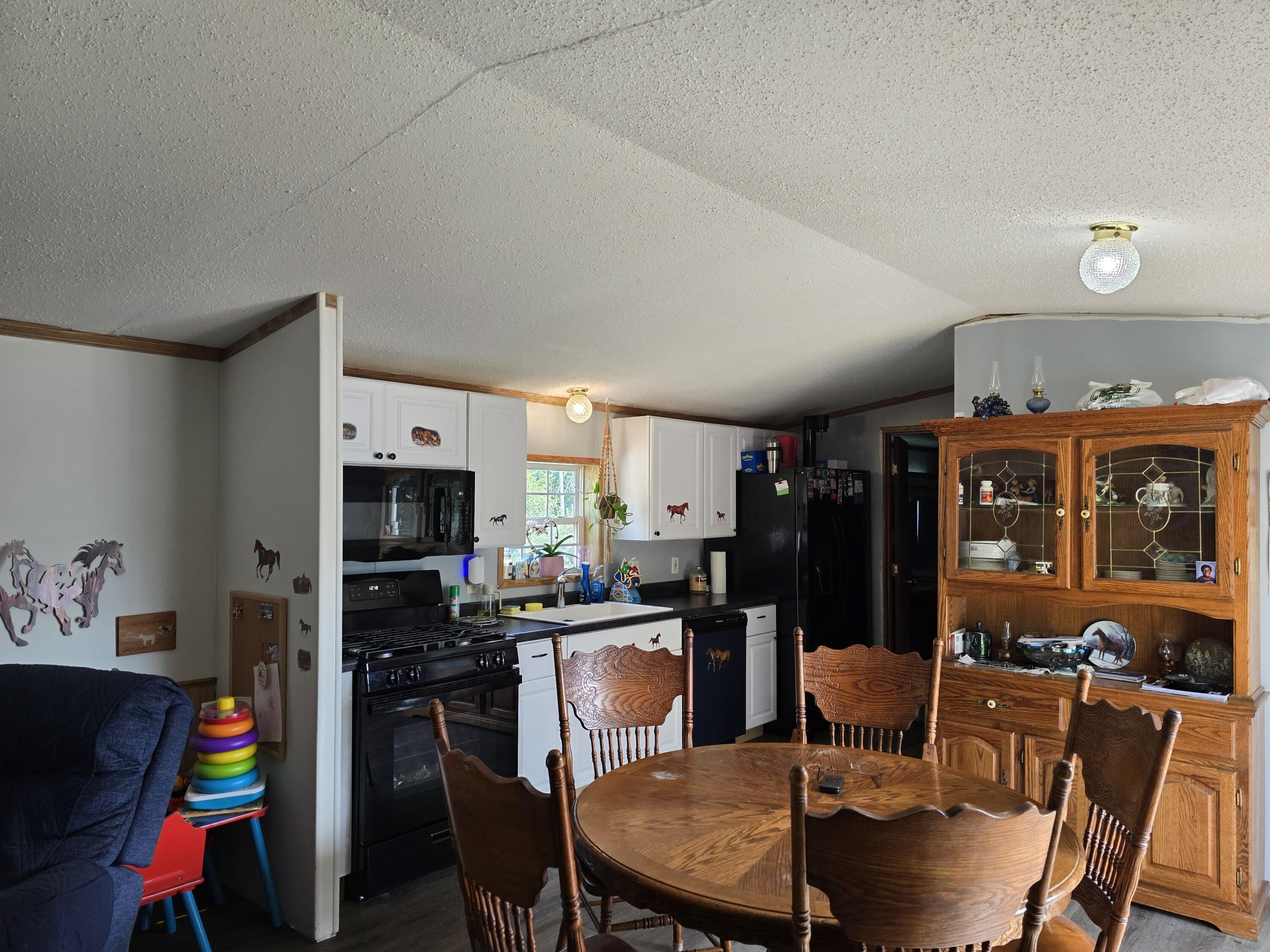 623 Dunn Road