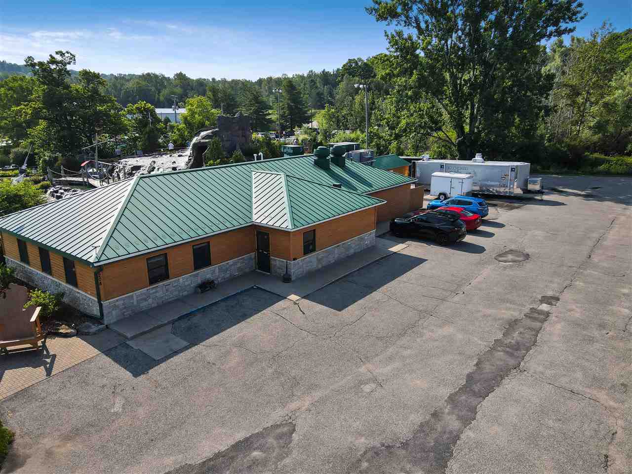 1208 N US 31 Highway