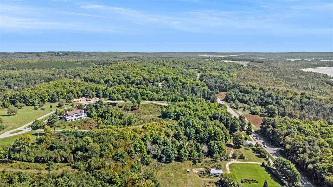 8084 Broken Ridge East