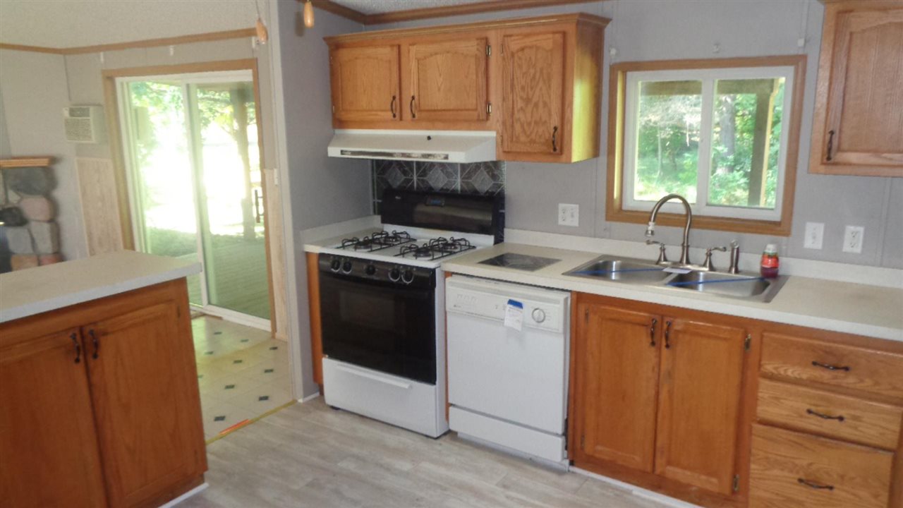 2030 Lakes north Drive