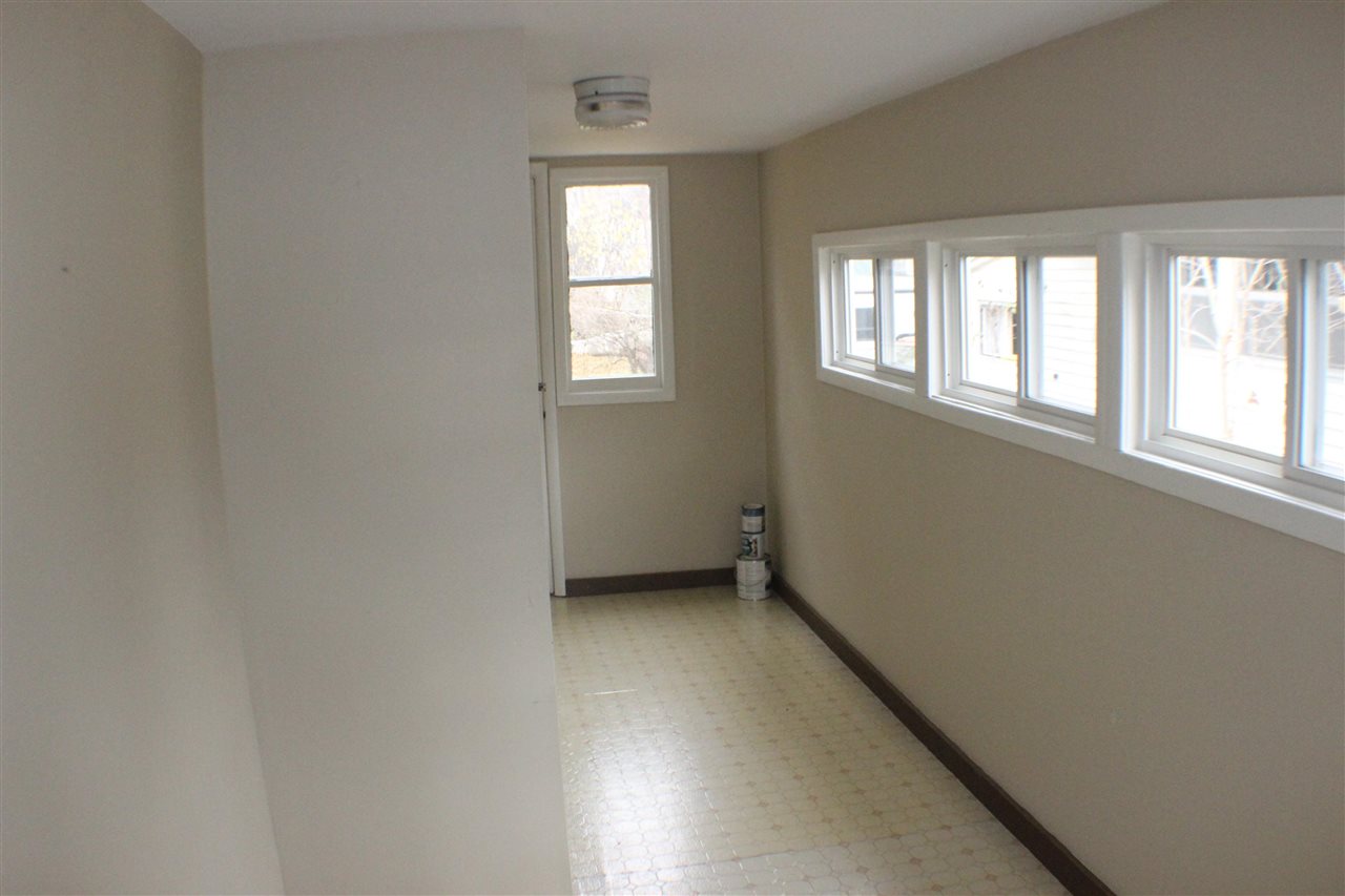 211 W Upright Avenue