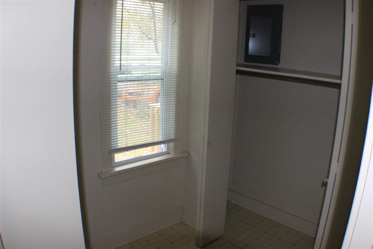 211 W Upright Avenue