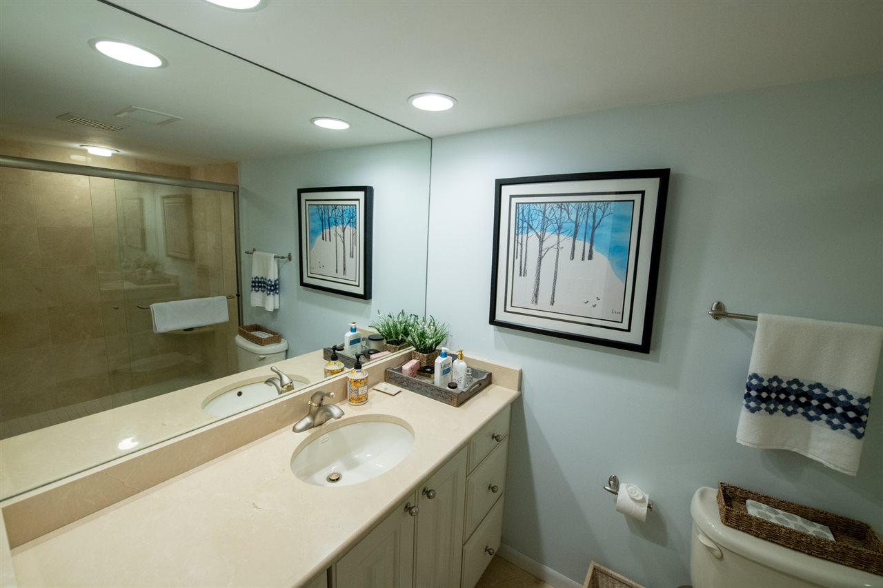 229 Belvedere Unit: 6