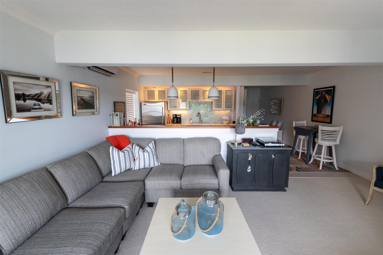 229 Belvedere Unit: 6