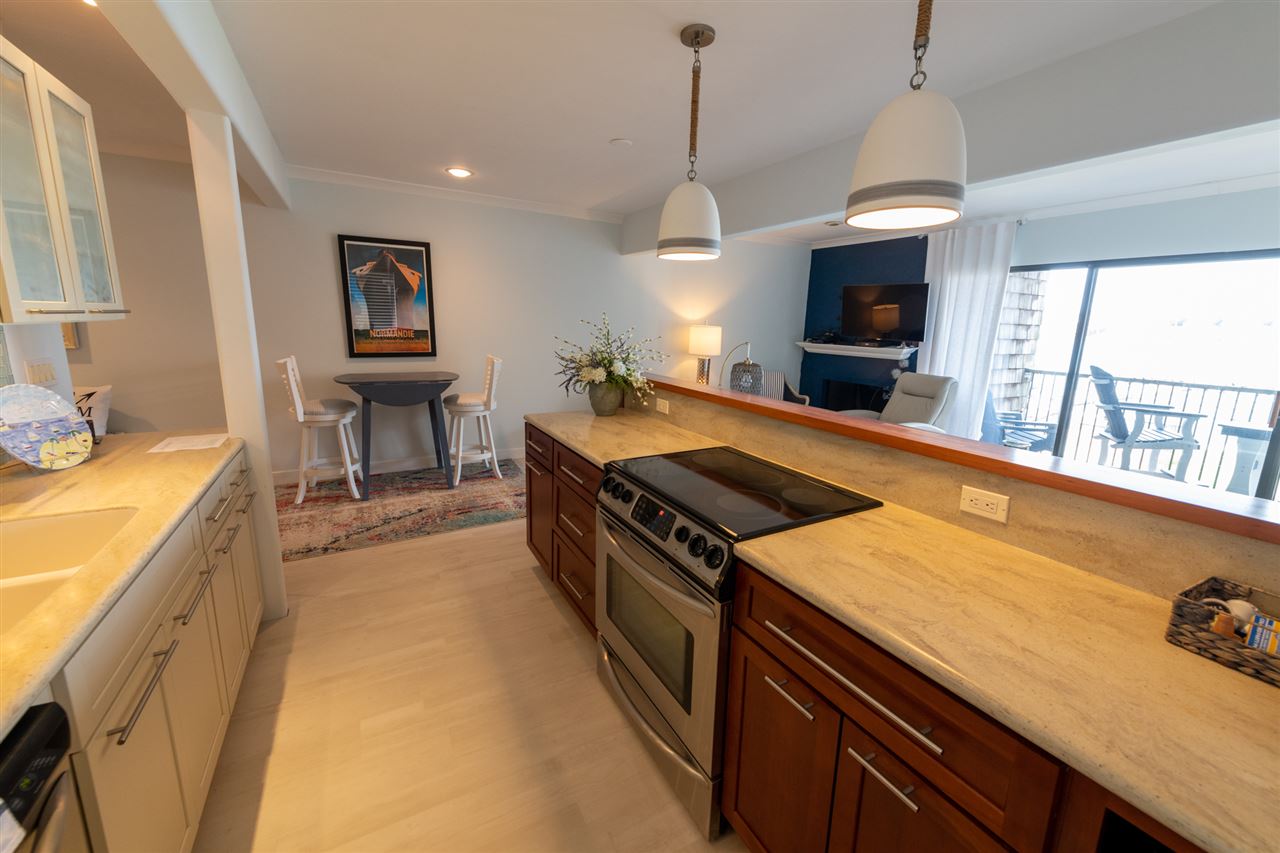 229 Belvedere Unit: 6