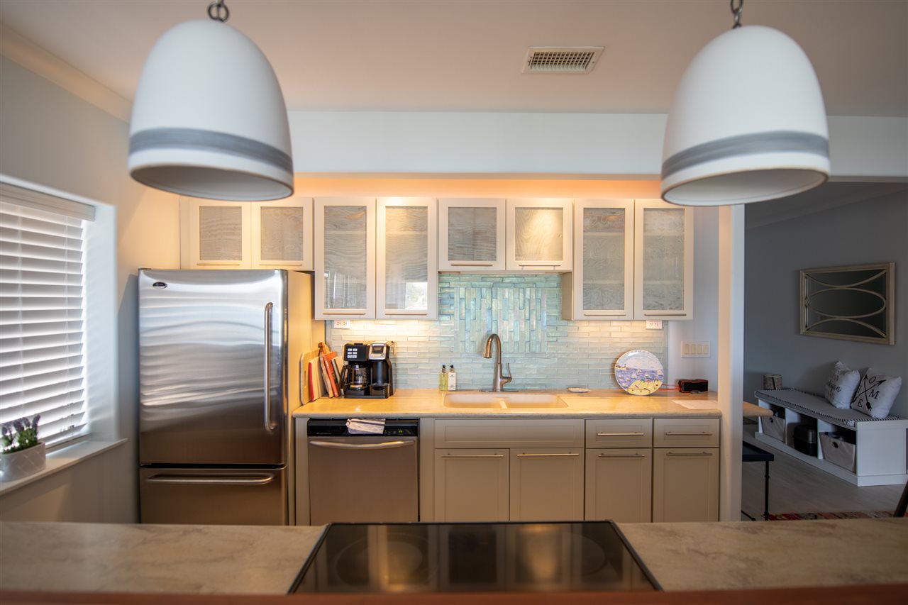 229 Belvedere Unit: 6