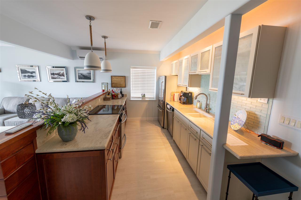 229 Belvedere Unit: 6