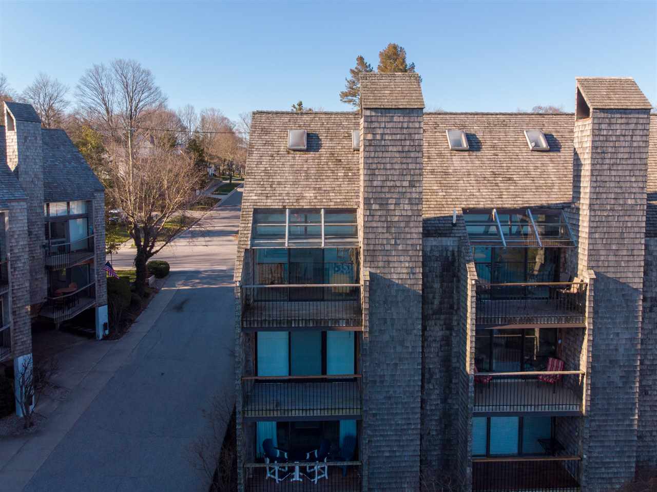 229 Belvedere Unit: 6