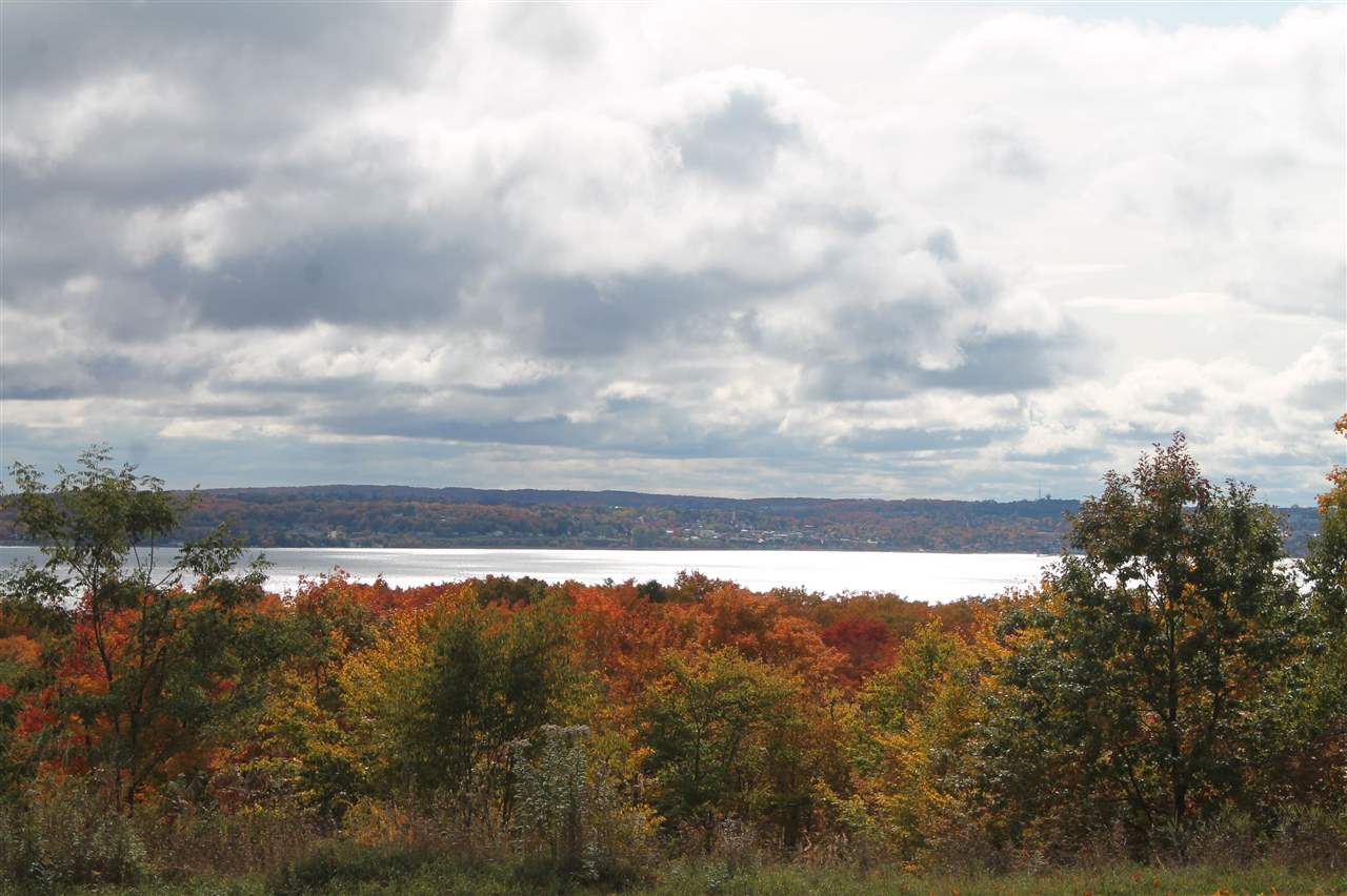 8050 Broken Ridge East