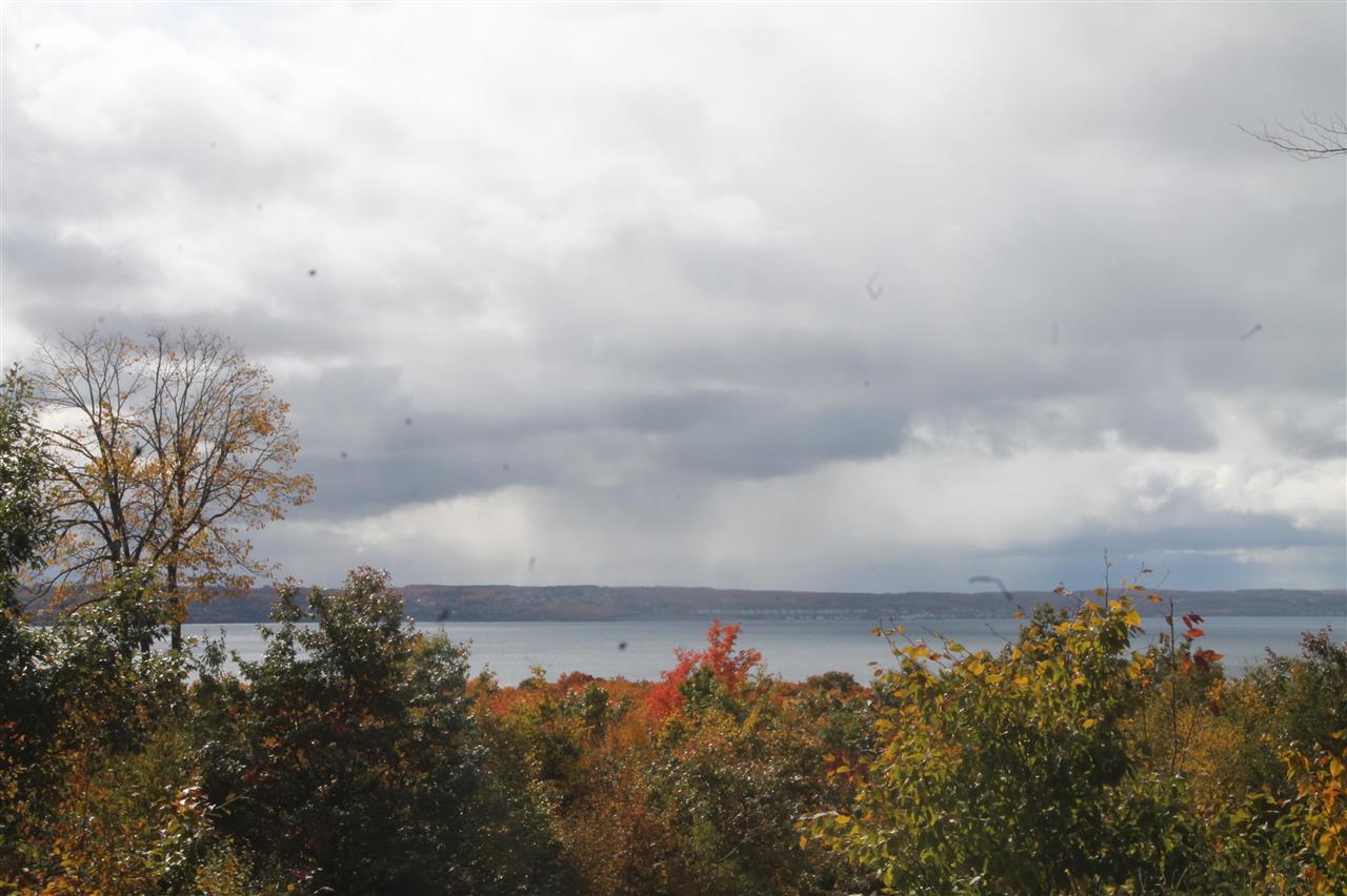 8050 Broken Ridge East