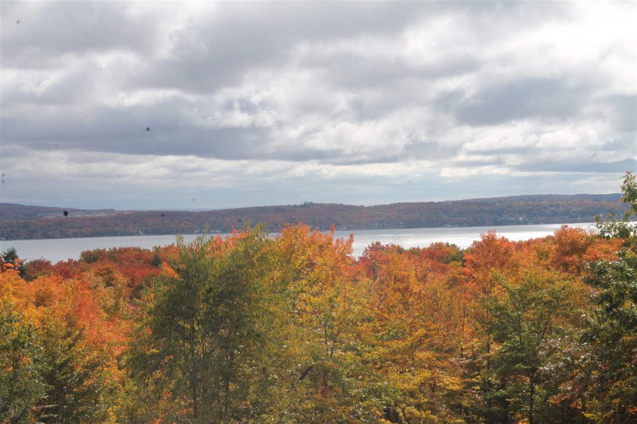 8050 Broken Ridge East