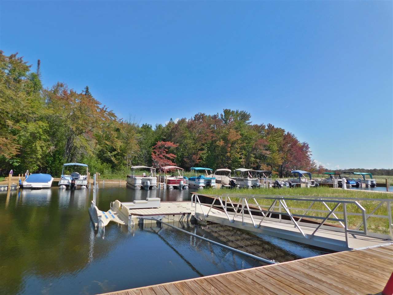6430 & 6648 Admiral's Point Dr. Unit: Lot 9 & Slip 42