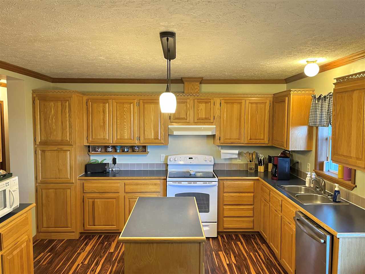 5931 Riggsville Road