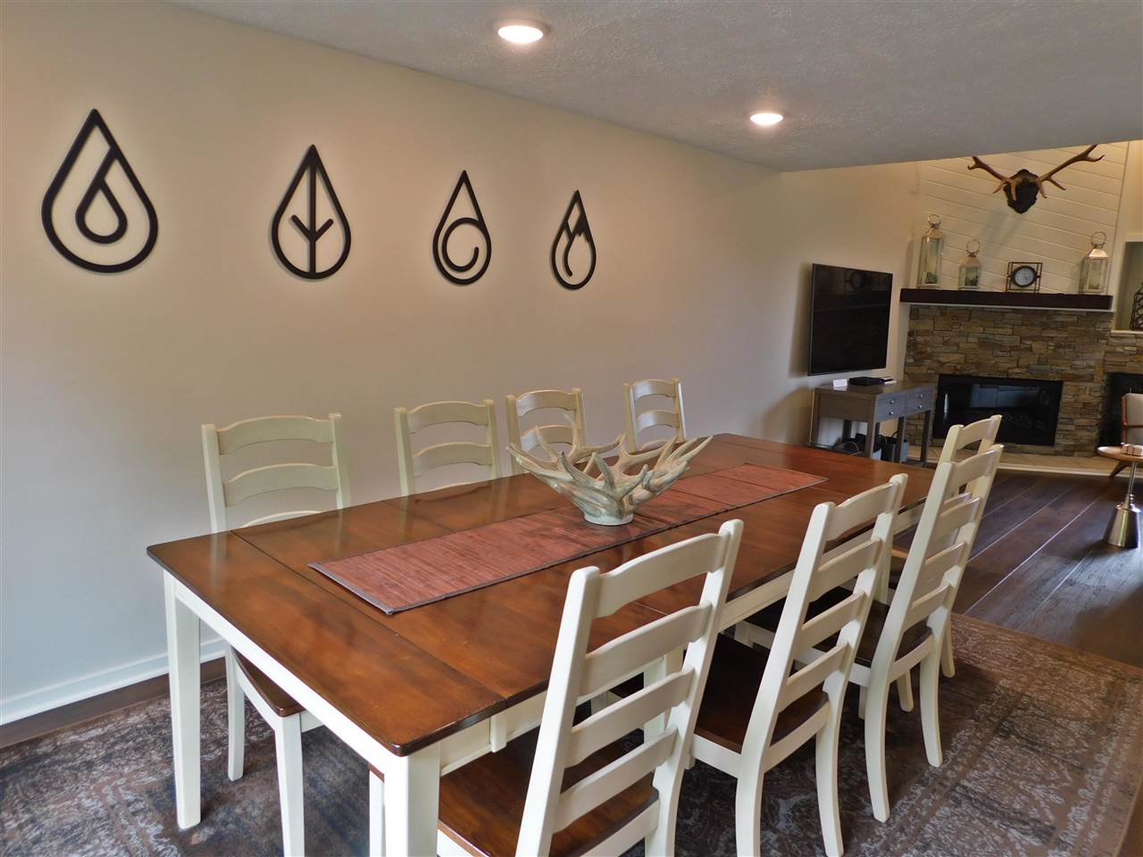 4749 S Pleasantview Road Unit: 4