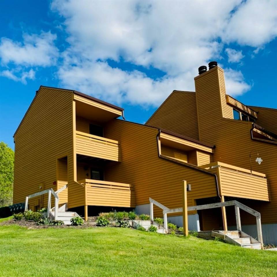 4749 S Pleasantview Road Unit: 4