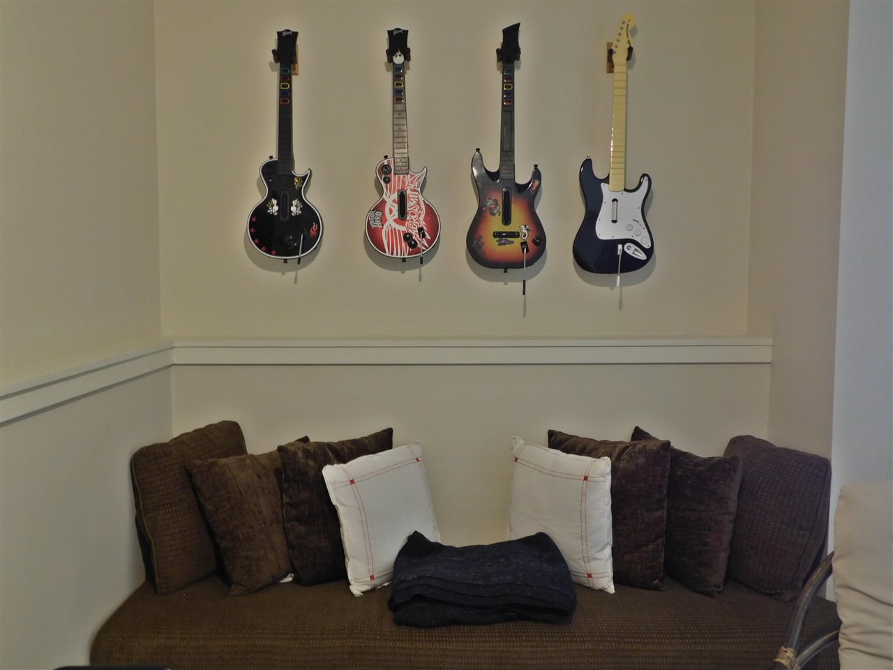 4749 S Pleasantview Road Unit: 4