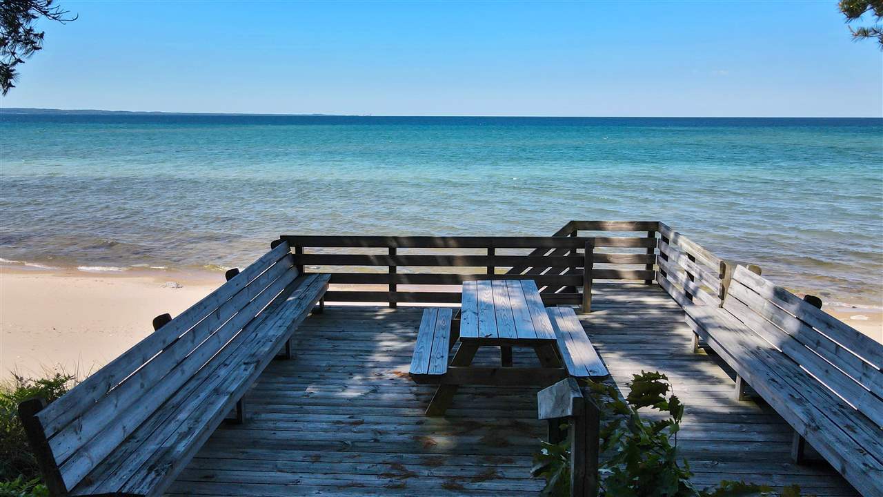 6250 Trillium Trail