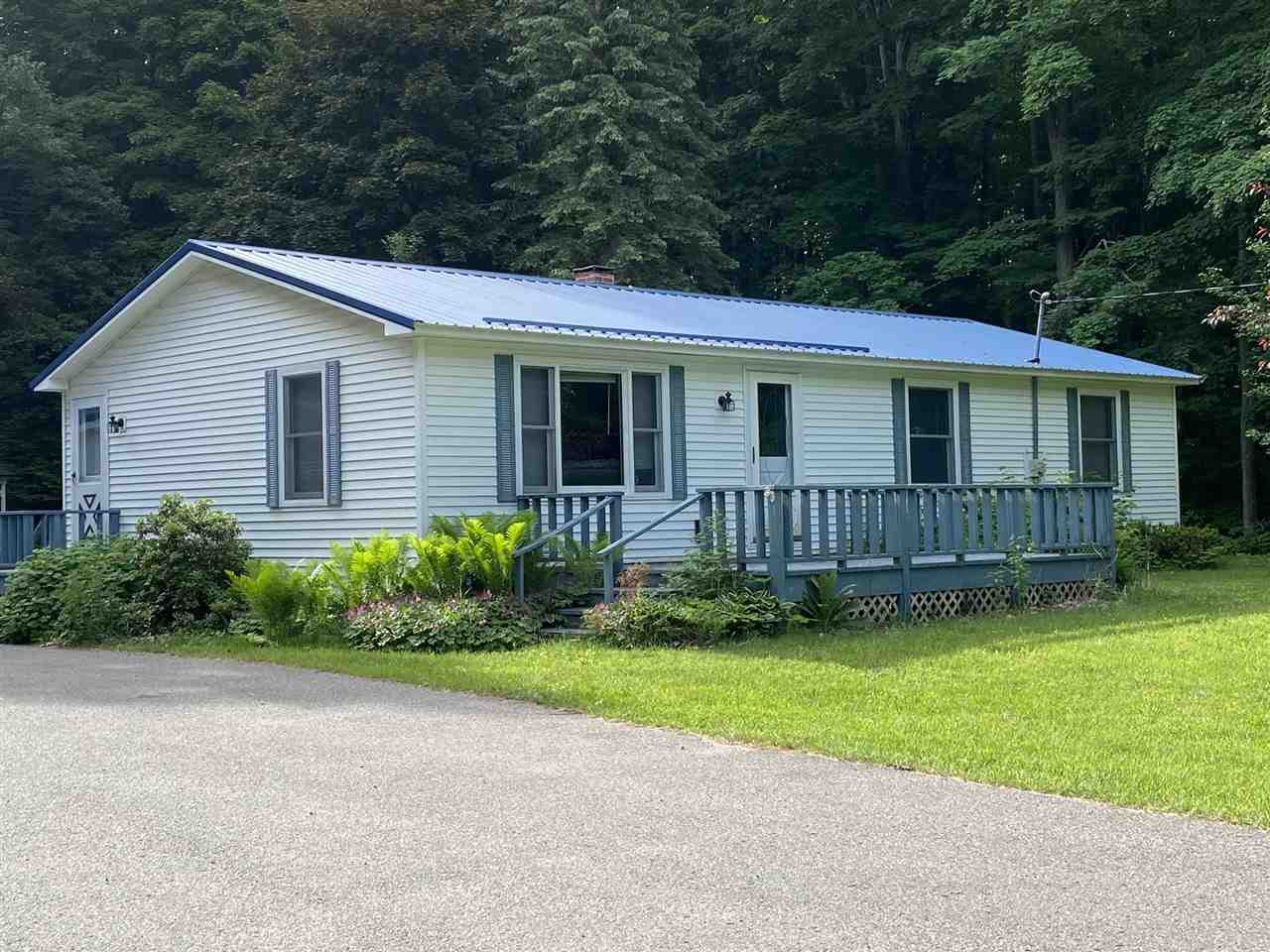 932 Pleasant Valley Road