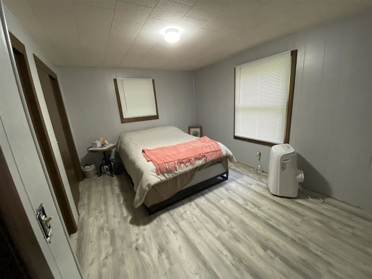 932 Pleasant Valley Road