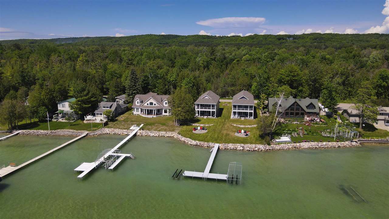 3672 Glenwood Beach Drive