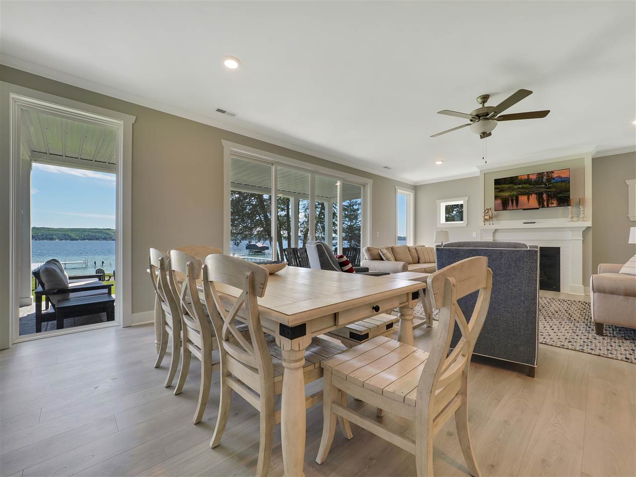 3672 Glenwood Beach Drive