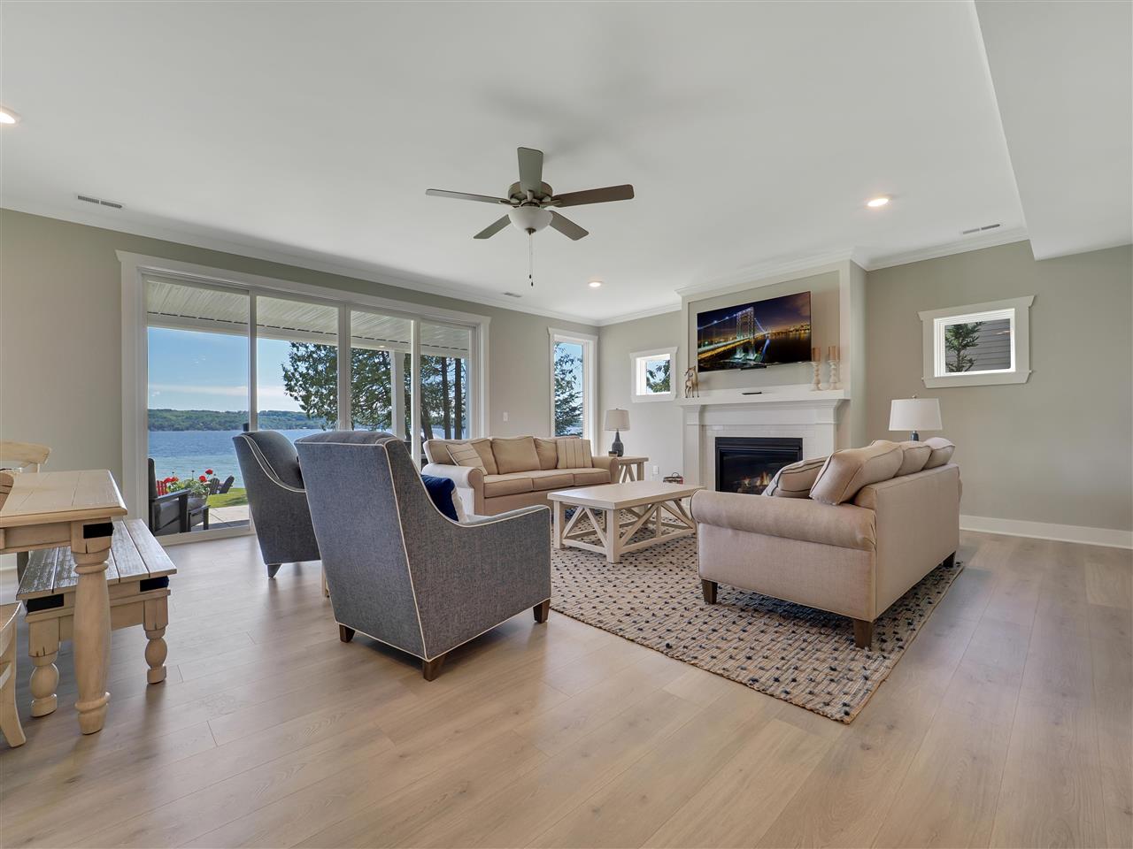 3672 Glenwood Beach Drive