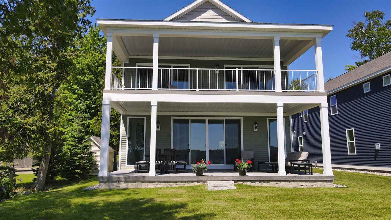 3672 Glenwood Beach Drive