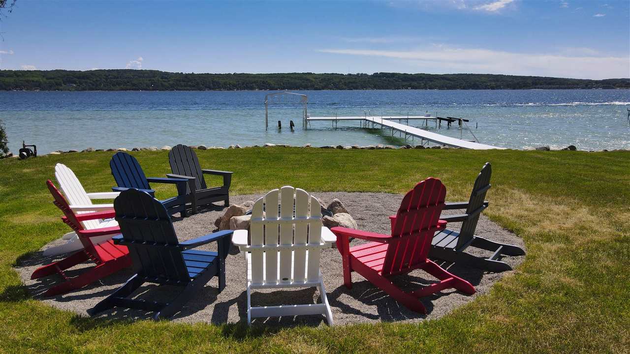 3670 Glenwood Beach Drive