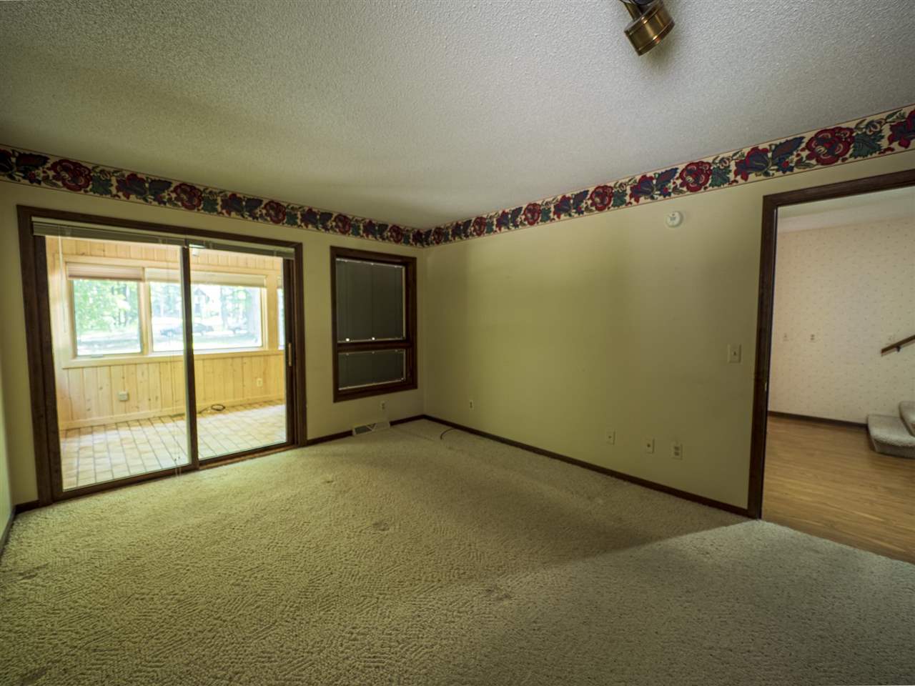 2364 Pinecrest