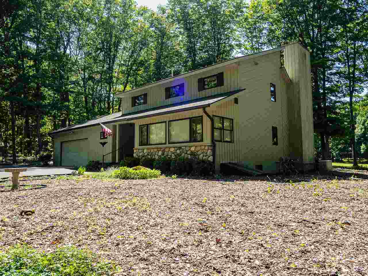 2364 Pinecrest