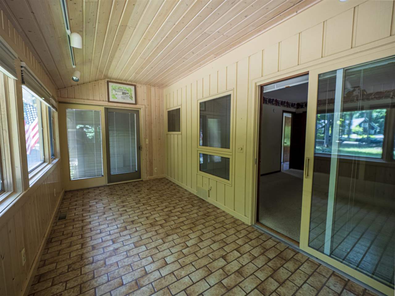 2364 Pinecrest