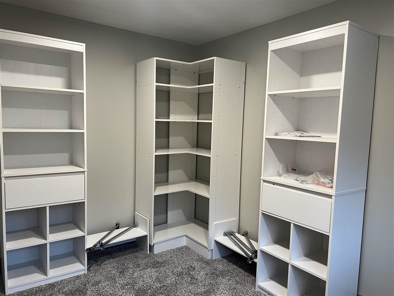 8111 HEDRICK Road Unit: 8 HARBOR HILLS