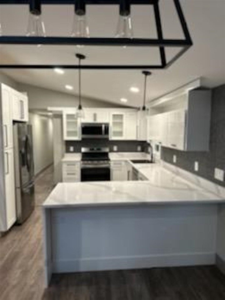 8111 HEDRICK Road Unit: 8 HARBOR HILLS