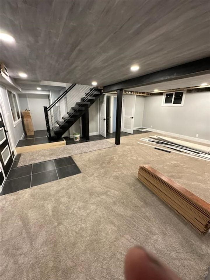 8111 HEDRICK Road Unit: 8 HARBOR HILLS