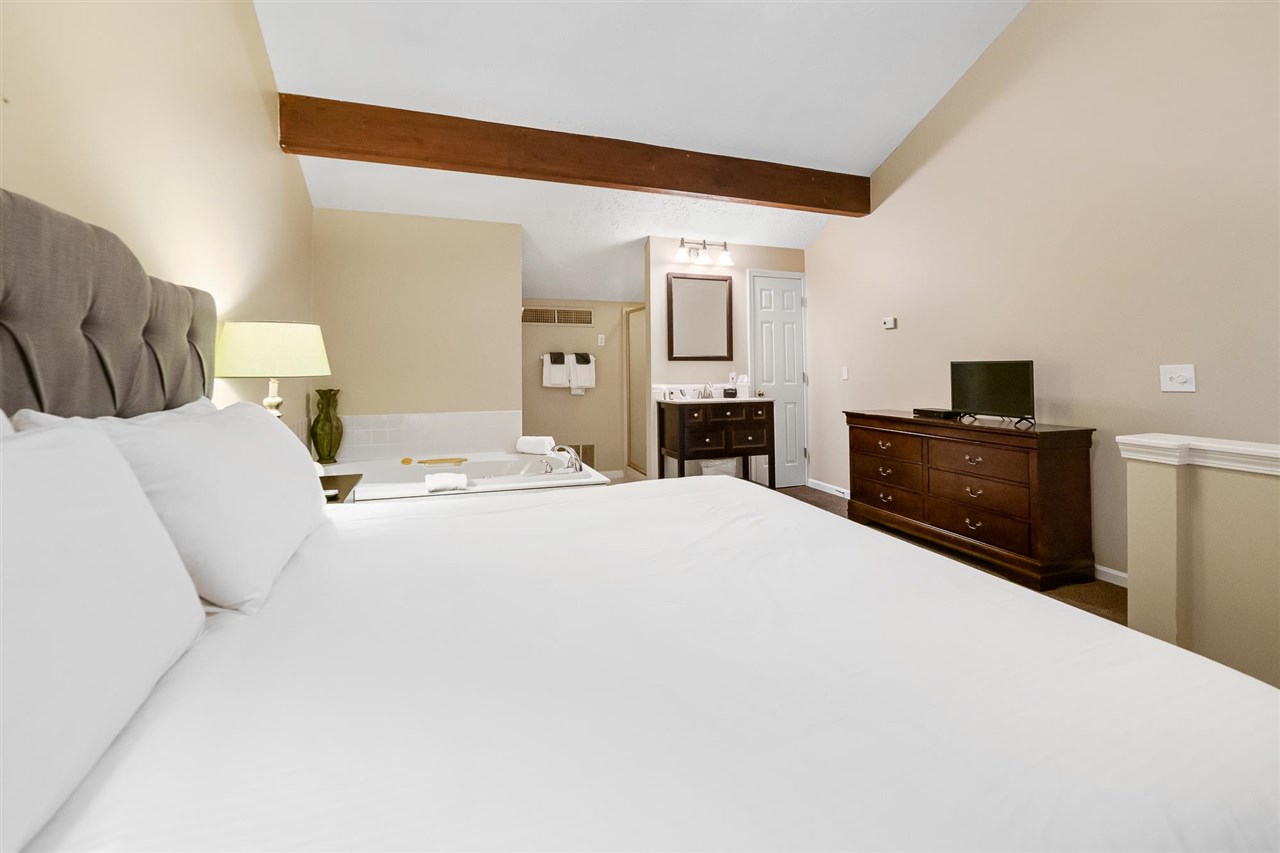 101 Michigan Avenue Unit: 204