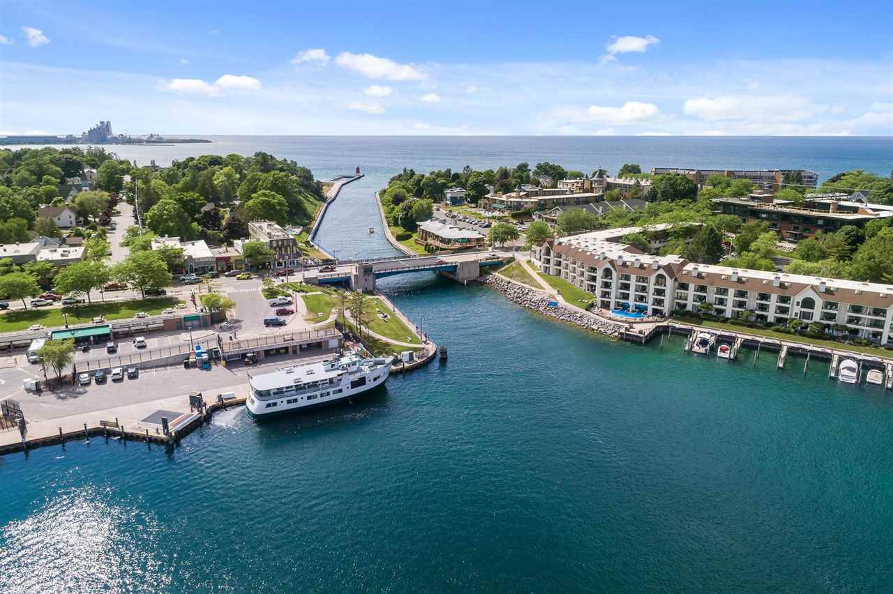 101 Michigan Avenue Unit: 204