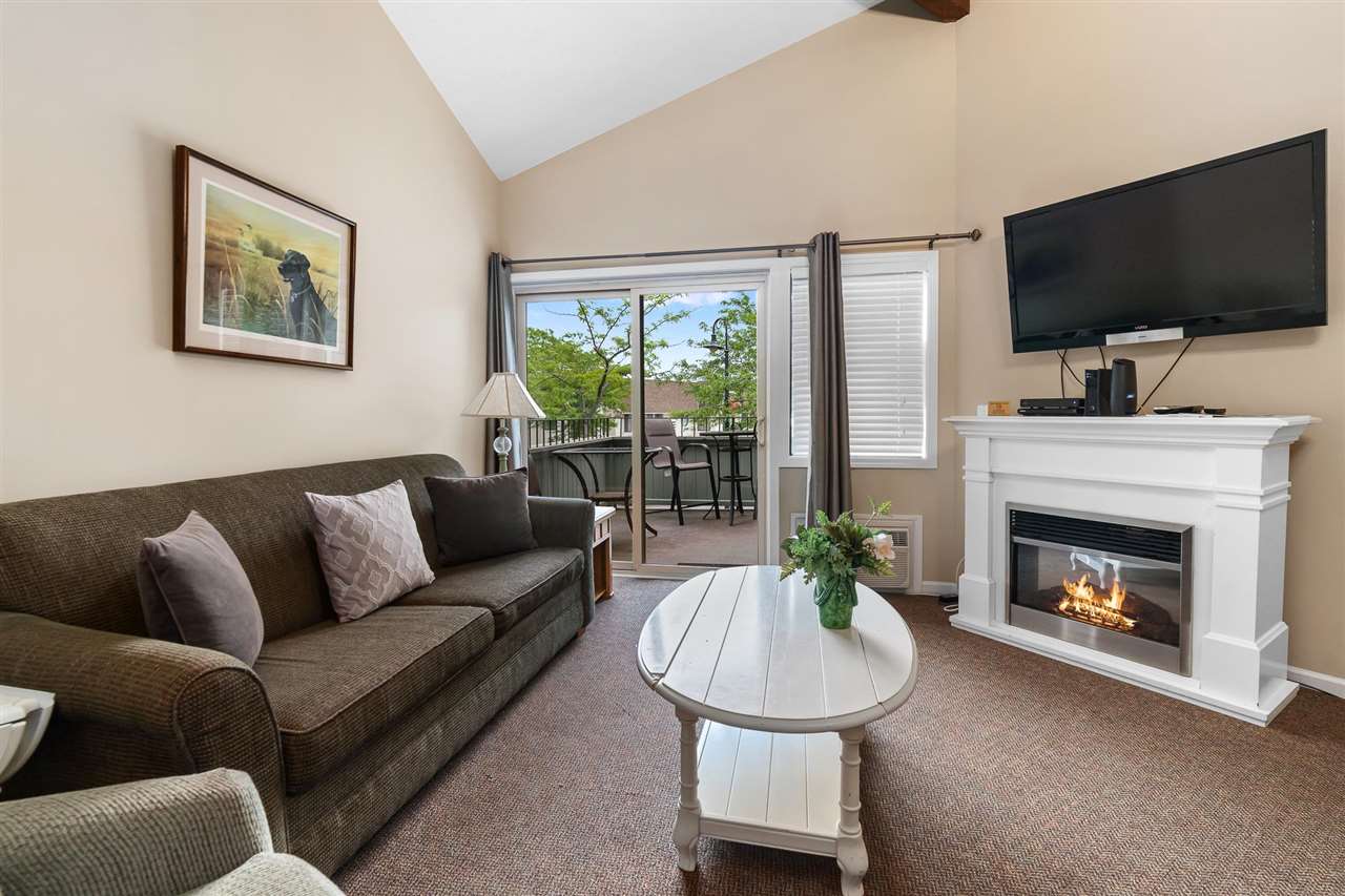 101 Michigan Avenue Unit: 204