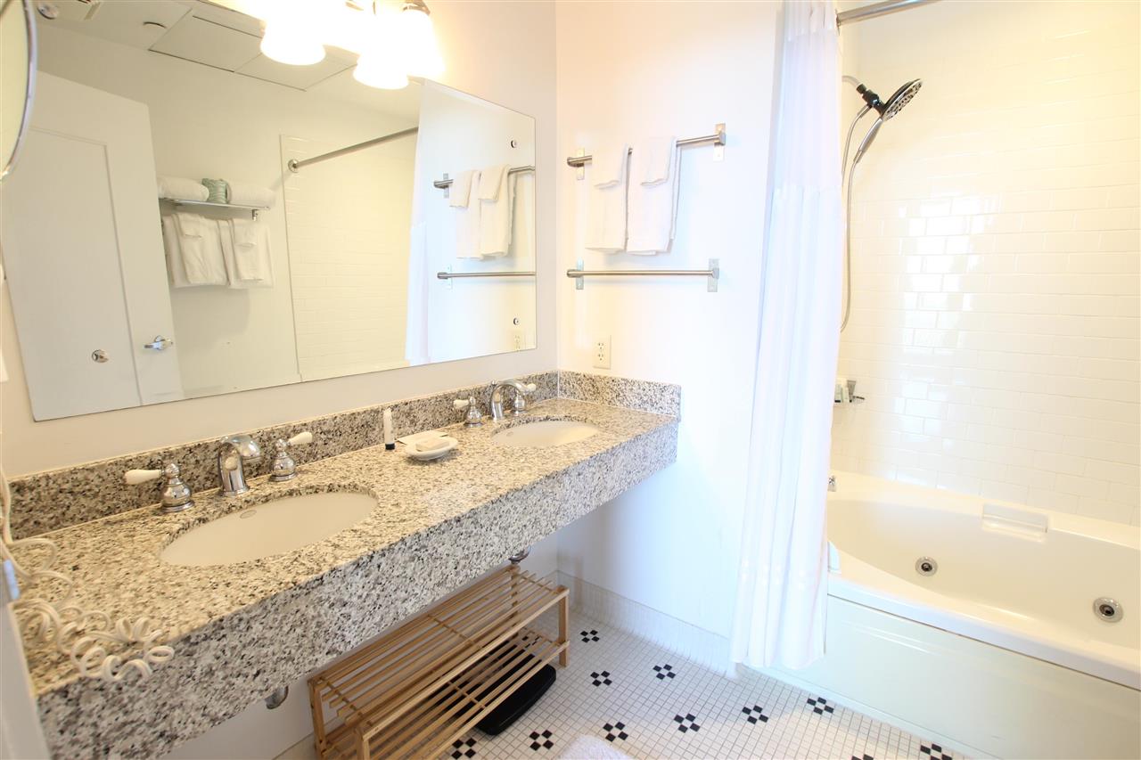 4200 Main Street Unit: Unit #30 rooms 208/209