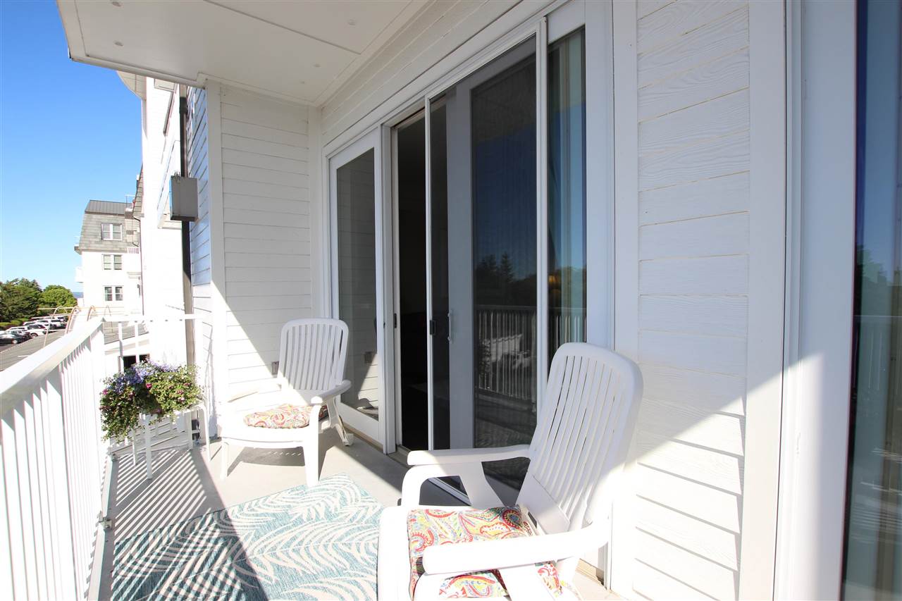 4200 Main Street Unit: Unit #30 rooms 208/209