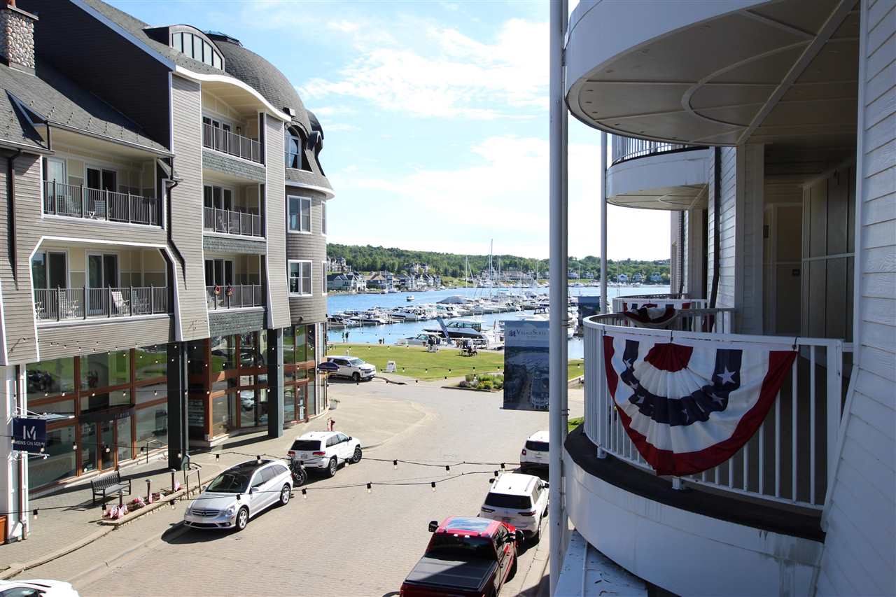 4200 Main Street Unit: Unit #30 rooms 208/209