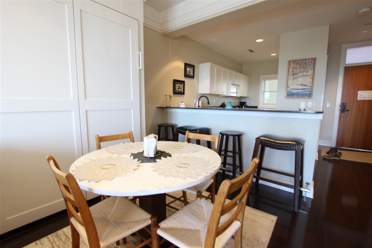 4200 Main Street Unit: Unit #30 rooms 208/209