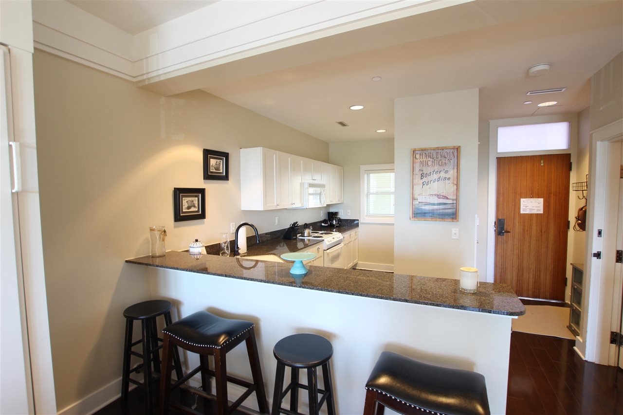 4200 Main Street Unit: Unit #30 rooms 208/209