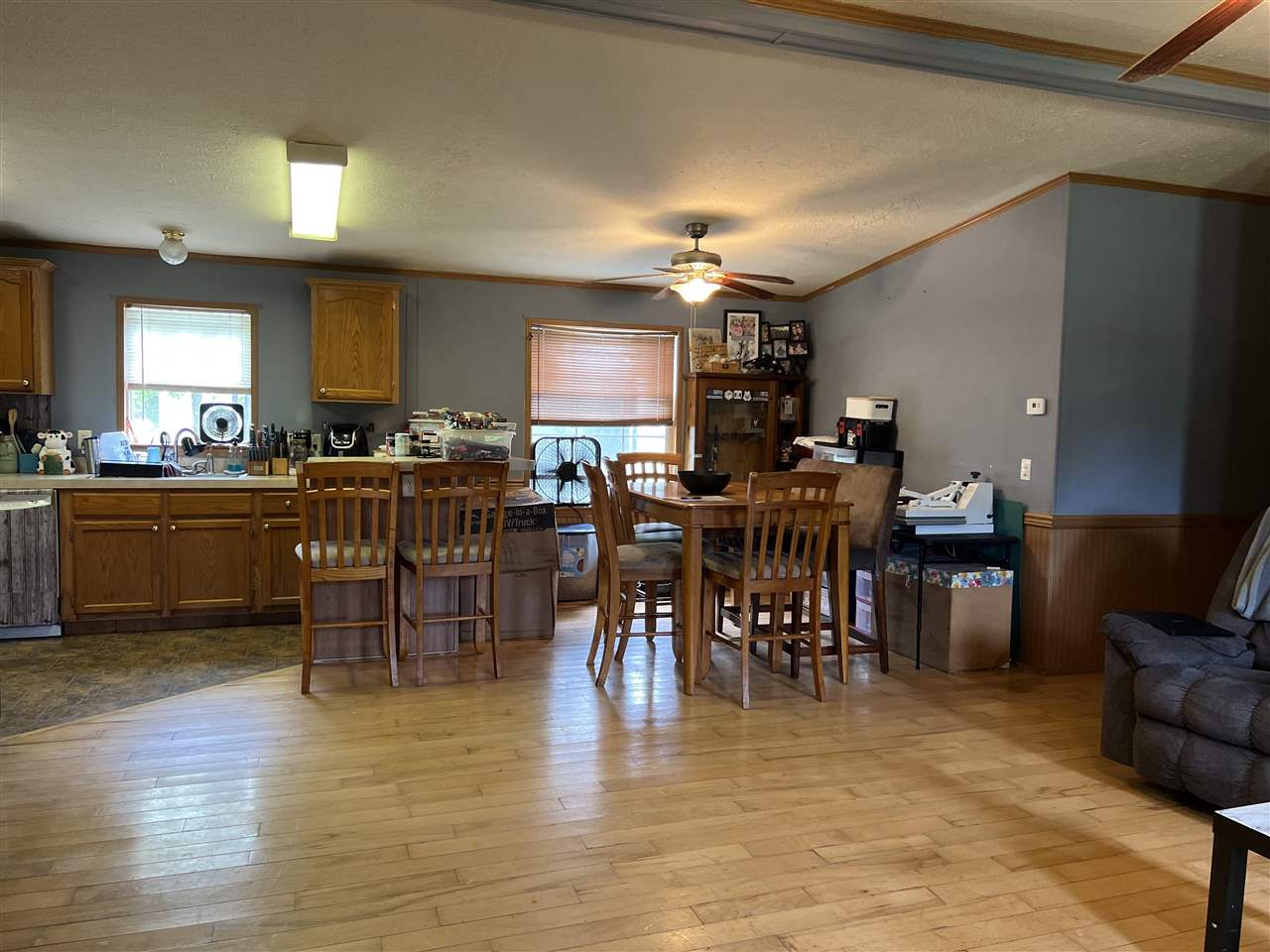 1111 DIVISION Street