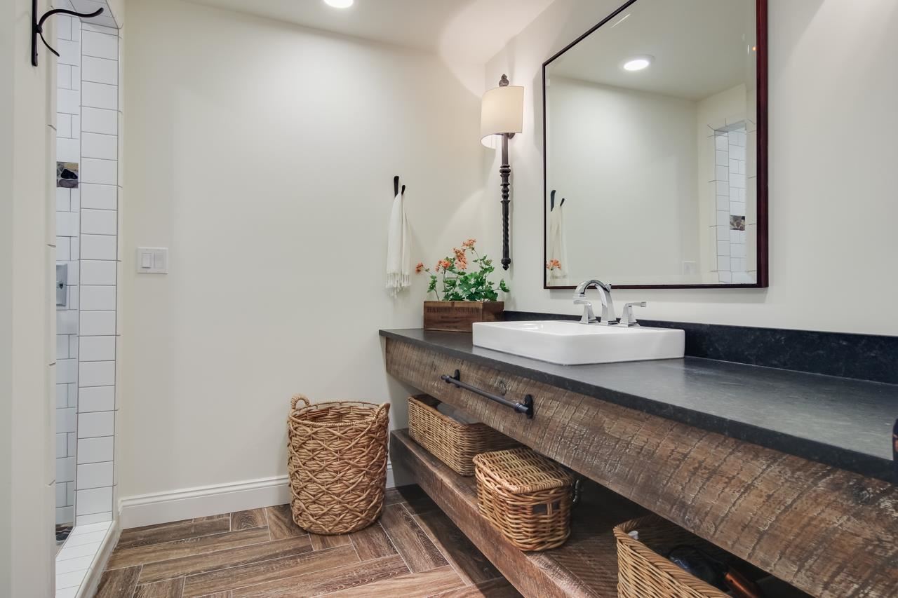 1241 N Intermediate Lake Road