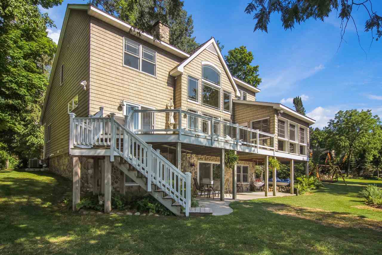 1241 N Intermediate Lake Road