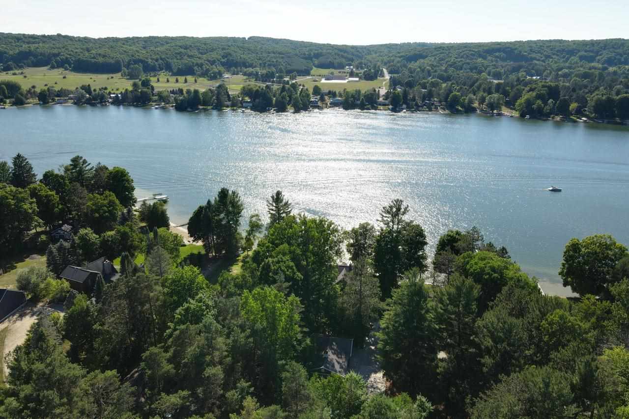 1241 N Intermediate Lake Road