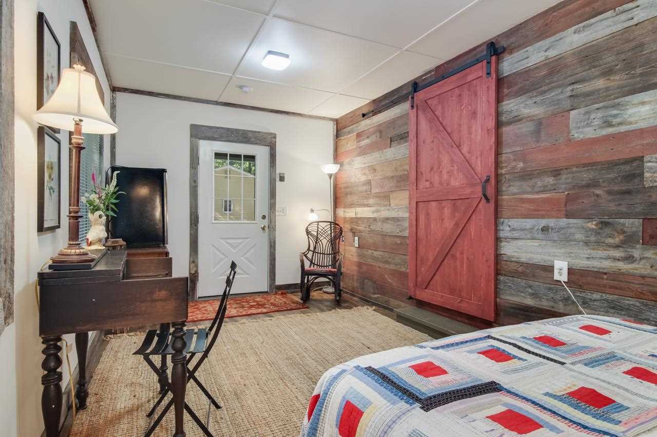 1241 N Intermediate Lake Road