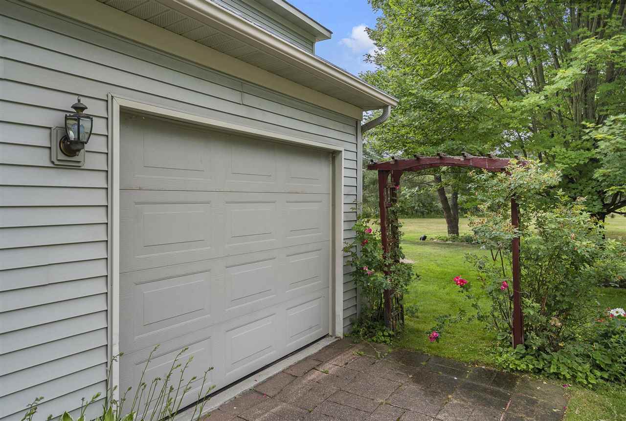 5105 Greenview Drive