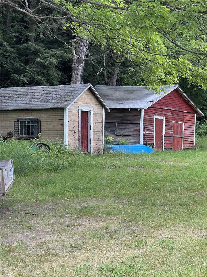 7025 HARBOR -PETOSKEY Roads